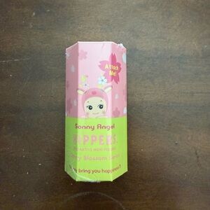Sonny angels cherry blossom hippers series